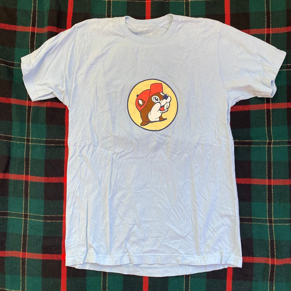 Buc-Ee's Tag M Baby Blue Tee LIVING MY BEST LIFE SOUTH CAROLINA